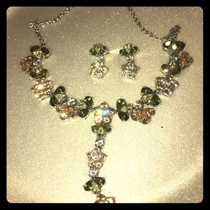 Flower Necklace w Jewels & Earrings